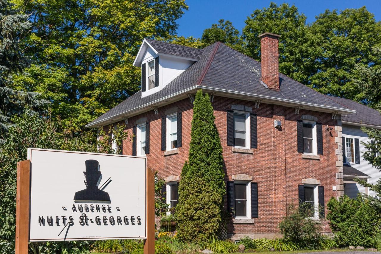 Auberge Nuits De St-Georges Bromont Exterior photo
